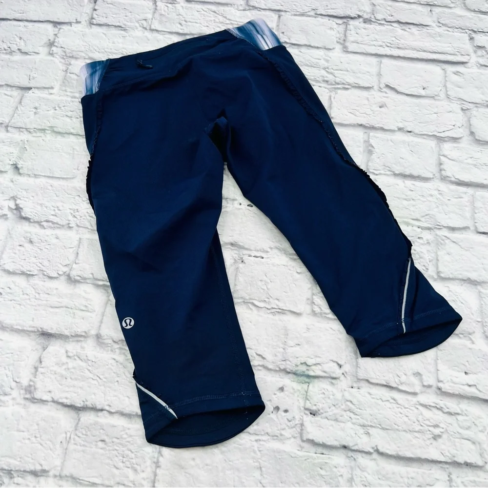 Lululemon Sun sprinter Crop Pants Leggings Deep Indigo / Pow Pink Size 4 Yoga